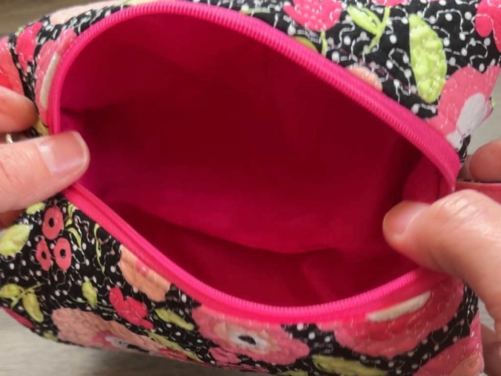 inside view of a finished boxy bag